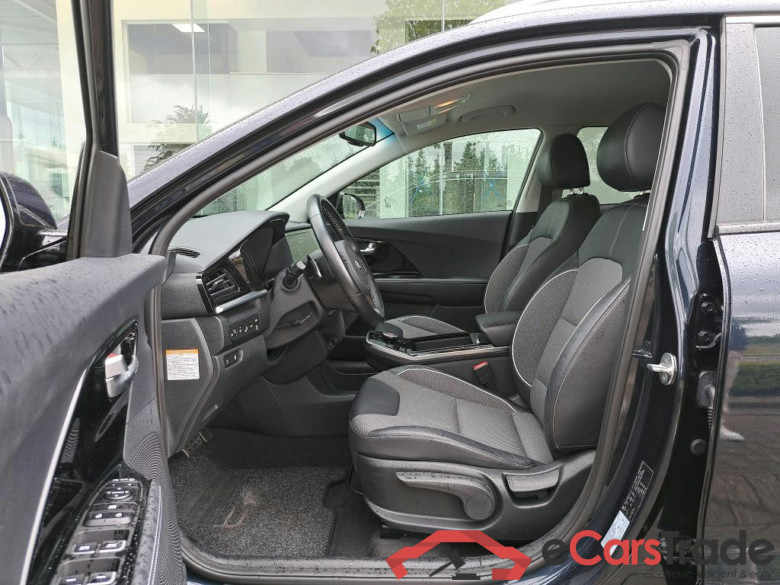 KIA E-NIRO 64 kWh More #5