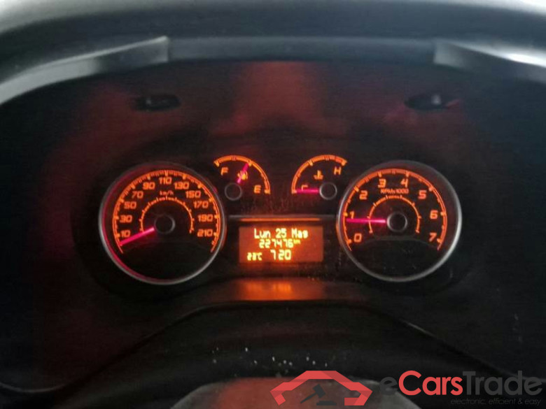 FIAT DOBLÒ CARGO / 2014 / 4P / VETT. FURGONATA CH1 BUSINESS 1.3 MJET 95CV E6D SeS #4