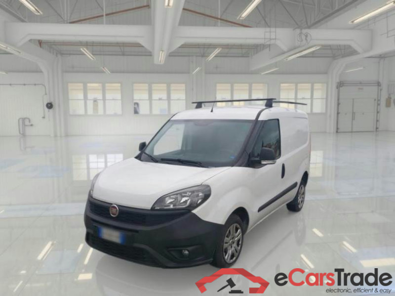 FIAT DOBLÒ CARGO / 2014 / 4P / VETT. FURGONATA CH1 LOUNGE 1.6 MJET 105CV E6D-F SeS #1
