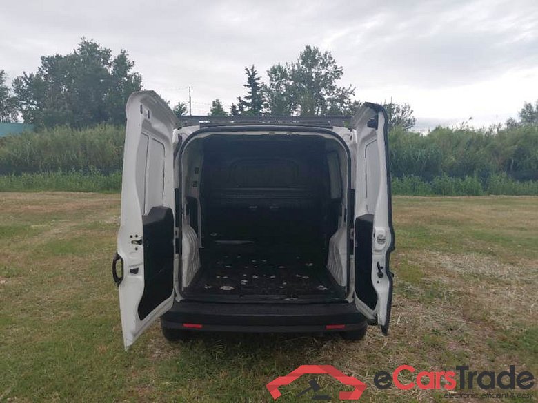 FIAT DOBLÒ CARGO / 2014 / 4P / VETT. FURGONATA CH1 LOUNGE 1.6 MJET 105CV E6D-F SeS #5