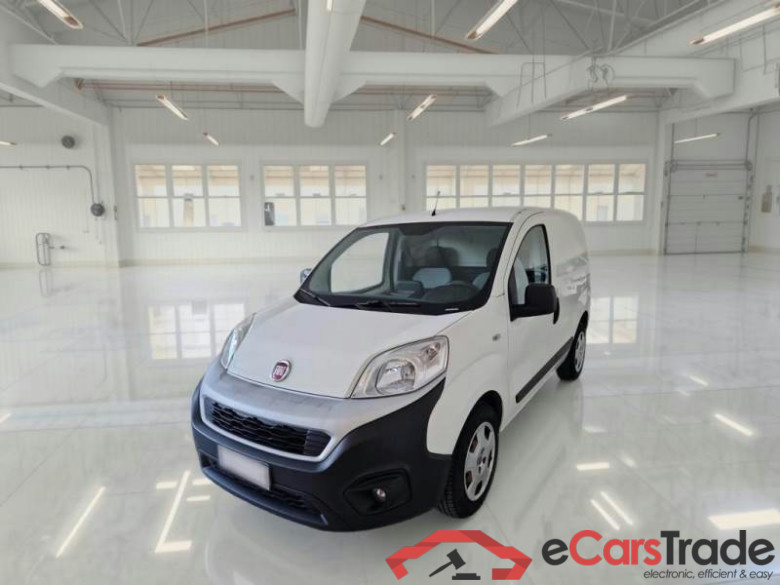 FIAT FIORINO / 2016 / 4P / VETT. FURGONATA 1.3 MULTIJET 95 CV E6D-TEMP SX #1