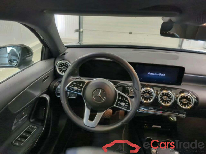 MERCEDES-BENZ A-klasse 250 e Bns Sol Luxury #3