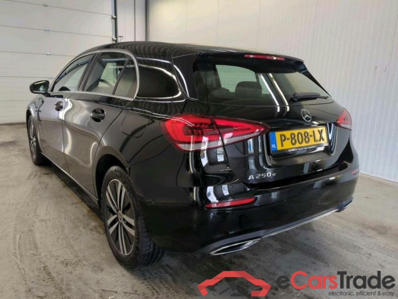 MERCEDES-BENZ A-klasse 250 e Bns Sol Luxury #6