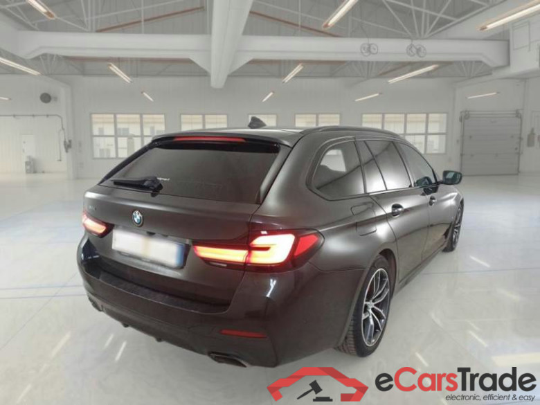 BMW SERIE 5 / 2020 / 5P / STATION WAGON 520D XDRIVE M SPORT AUTO MH48V TOURING #2