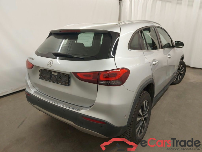 Mercedes GLA 200d Aut. LED-Xenon Widescreen Navi 1/2 Sport-Leather KeylessGo Klima PDC ... #3