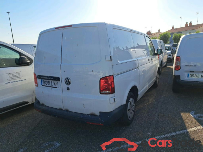VOLKSWAGEN Transporter / 2020 / 4P / furgón Furgón Corto TN 2.0 TDI 110kW DSG #2