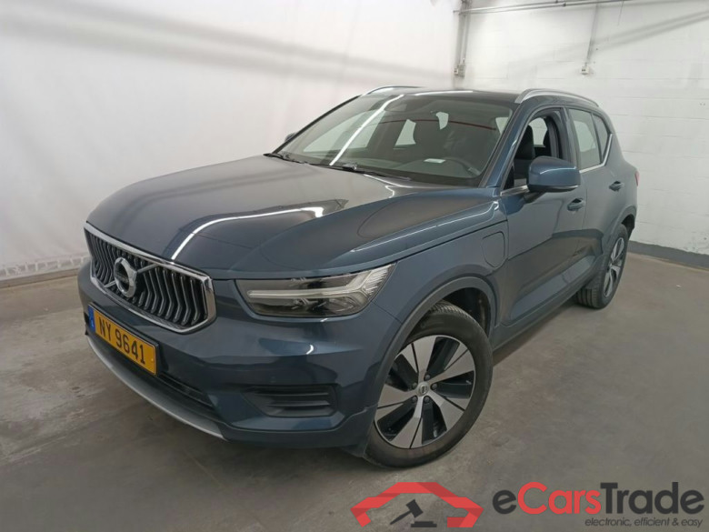 VOLVO XC40 1.5 T4 PHEV 129hp Inscription Expression 5d
