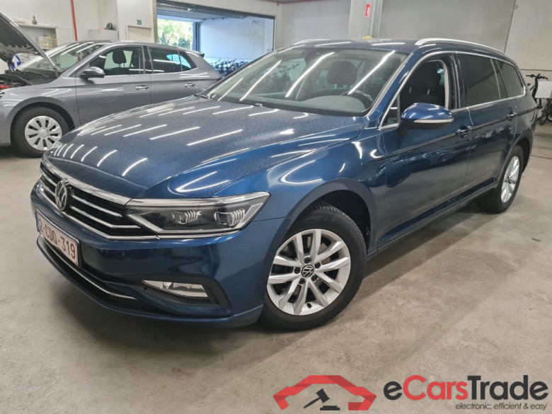 VOLKSWAGEN - VW  PASSAT VARIANT TDI 122PK DSG Style Business #1