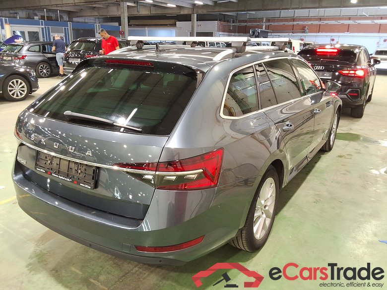 SKODA SUPERB COMBI DIESEL - 2019 1.6 CR TDi Style DSG #4