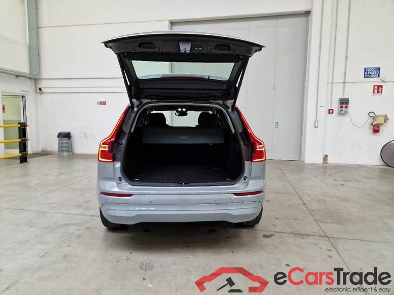 VOLVO XC60 / 2021 / 5P / SUV B4 D AUTOMATICO CORE #5