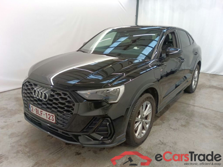 Audi Q3 Sportback 45 TFSI e S tronic S Line 5d #1