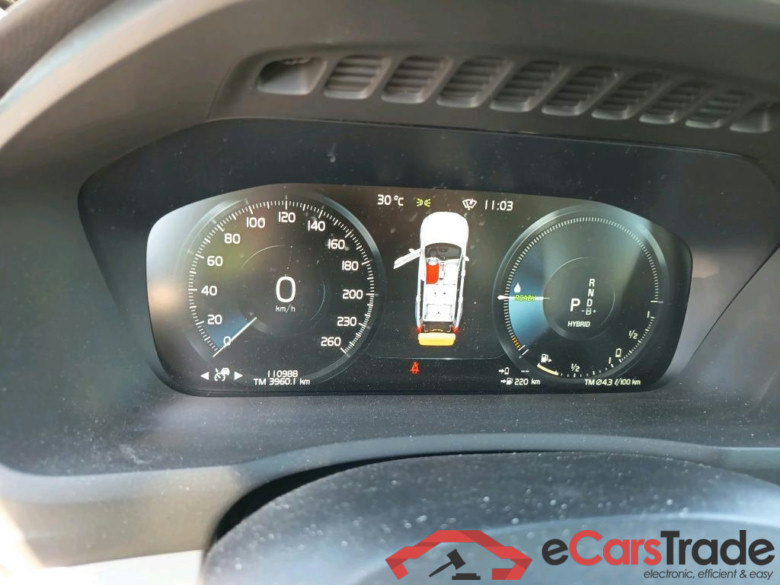 VOLVO XC90 / 2019 / 5P / todoterreno 2.0 T8 AWD Recharge Inscription Exp Auto #4