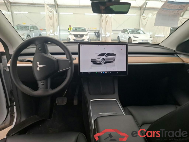 TESLA Model Y / 2020 / 5P / SUV Grand Autonomie Dual Motor AWD #6