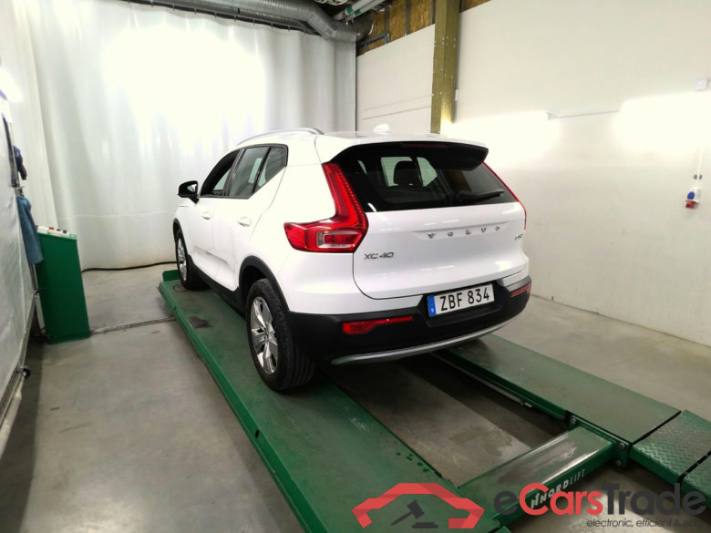 XC40 D4 4WD Momentum Advan.Aut #4