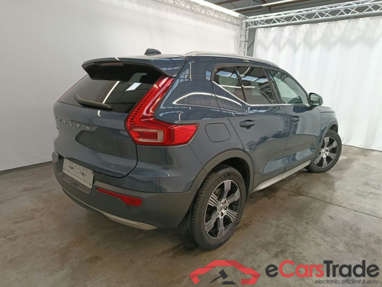 Volvo XC40 B4 AWD Geartronic Inscription 5d #2