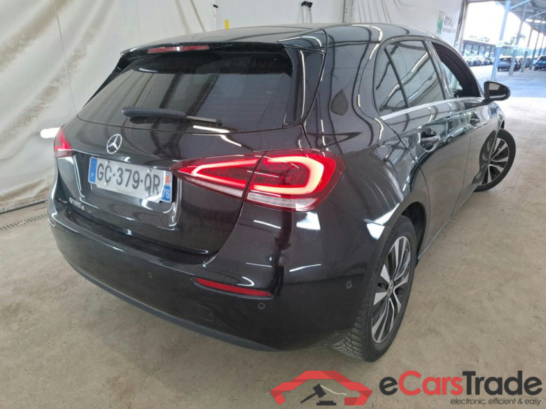 MERCEDES-BENZ Classe A Compact / 2018 / 5P / Berline A 180 d Business Line 8G-DCT #3