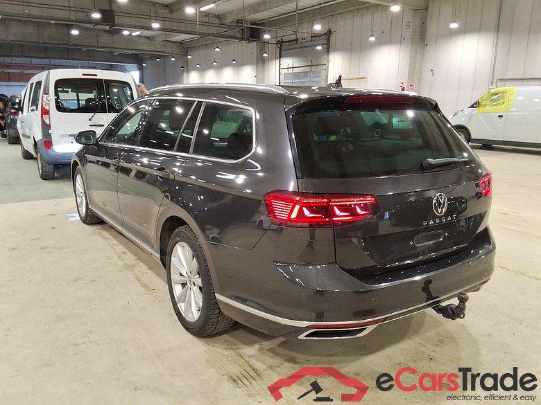 VOLKSWAGEN PASSAT VARIANT 2.0 TDI 90KW MSQ VARIANT ELEGANCE BUSINE #2