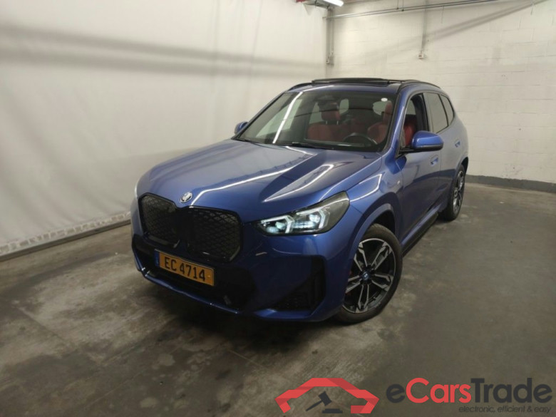 BMW iX1 eDrive20 (150kW) 5d ///M-Sportkit (total options: 15,686 Ex.Vat)