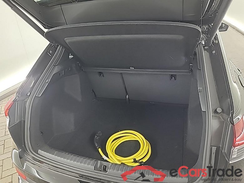 AUDI Q4 e-tron 40 e-tron Launch edition S Competition 5D 15 Uitl. #5