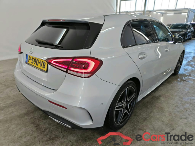 Mercedes-Benz A-Klasse A 200 7G-DCT Business Solution AMG 5d + Pano #2