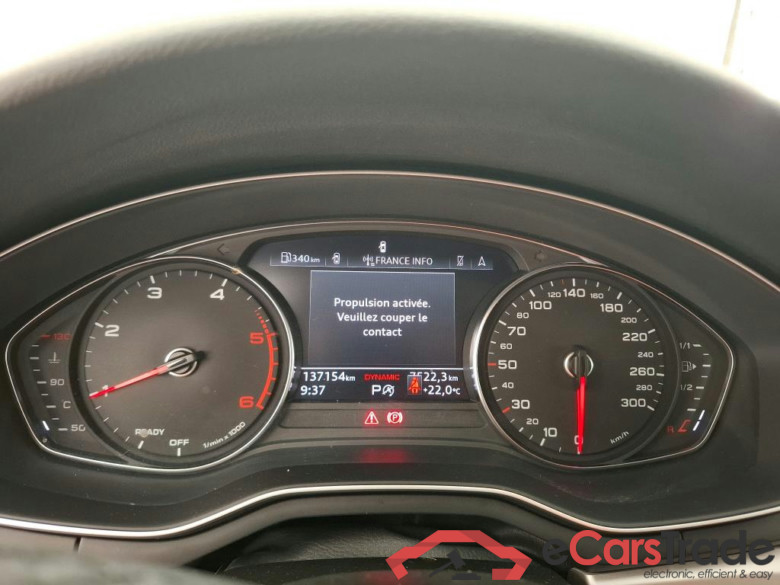 AUDI A4 / 2019 / 4P / Berline 30 TDI 136 S tronic Business Line #6