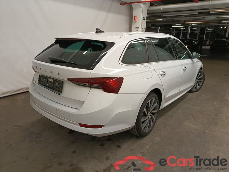 Skoda Octavia Combi 2.0 CRTDI 110kW DSG7 Clever+ 5d #2