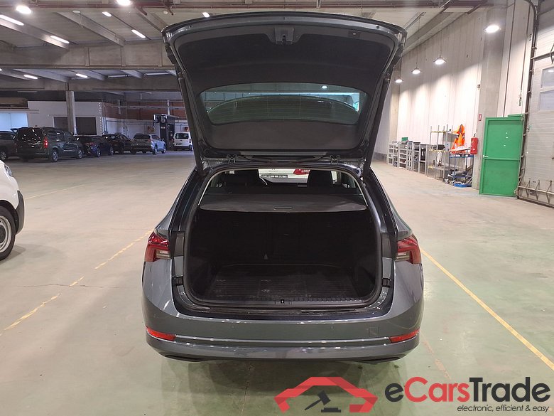 SKODA OCTAVIA COMBI 2.0 CRTDI 110KW DSG7 STYLE #3