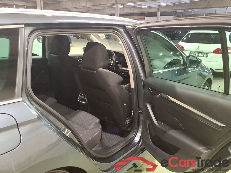 SKODA OCTAVIA COMBI 2.0 CRTDI 110KW DSG7 STYLE #5