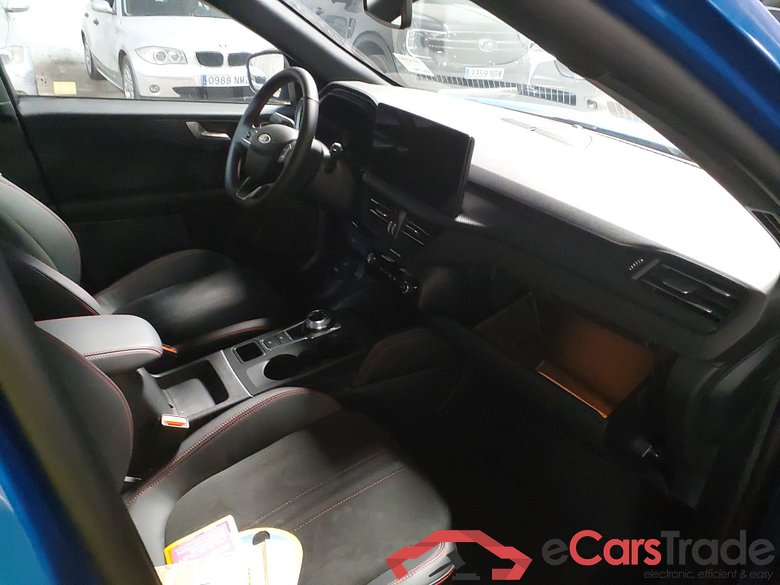 FORD Kuga 2.5 PHEV 243cv Automatic WT + gancho ST-LINE X(Pano-Roof + Winterpack) #3