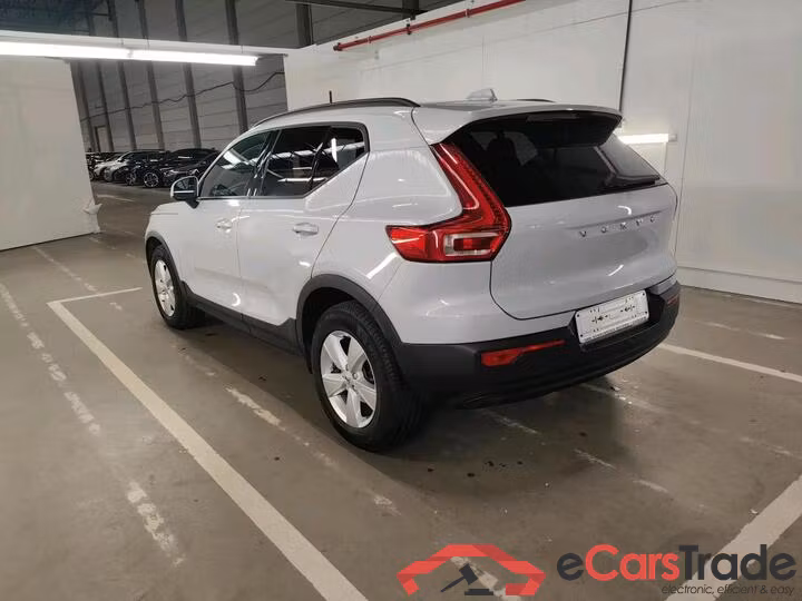 Volvo XC40 XC40 T2 Geartronic Momentum Core 95kW/129pk  5D/P Auto-8 #3