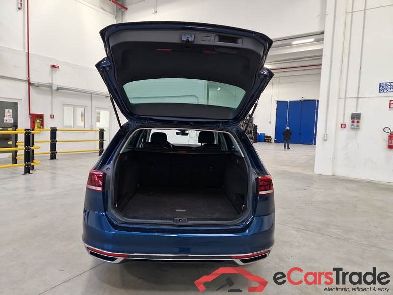 VOLKSWAGEN PASSAT / 2019 / 5P / STATION WAGON VAR. 2.0TDI SCR 147KW EXECUTIVE DSG #5