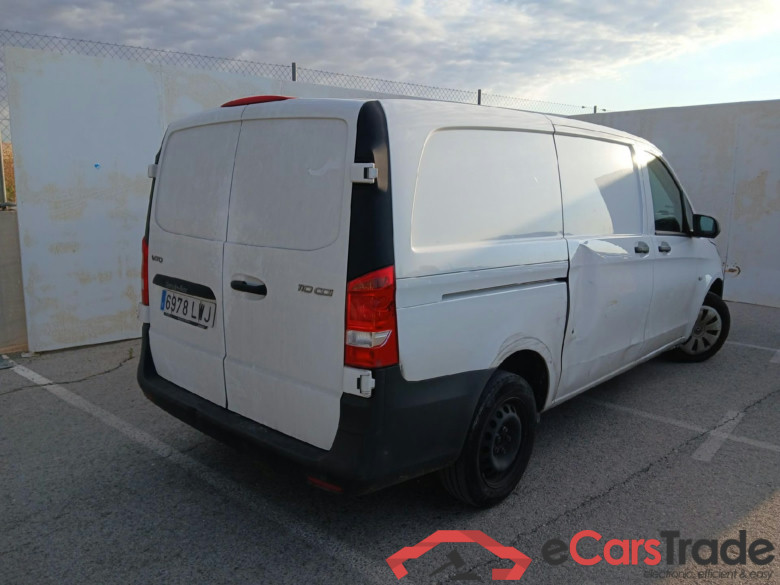 MERCEDES-BENZ Vito / 2014 / 4P / furgón 110CDI 75kW furgón Pro larga #2