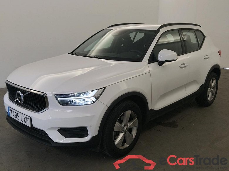 VOLVO XC40 / 2017 / 5P / todoterreno 1.5 T2 Momentum Core