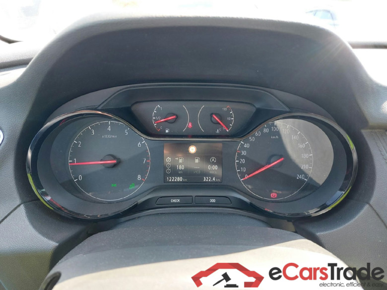 OPEL Grandland X / 2017 / 5P / todoterreno 1.2 Turbo 120 Aniversario (CX) #4