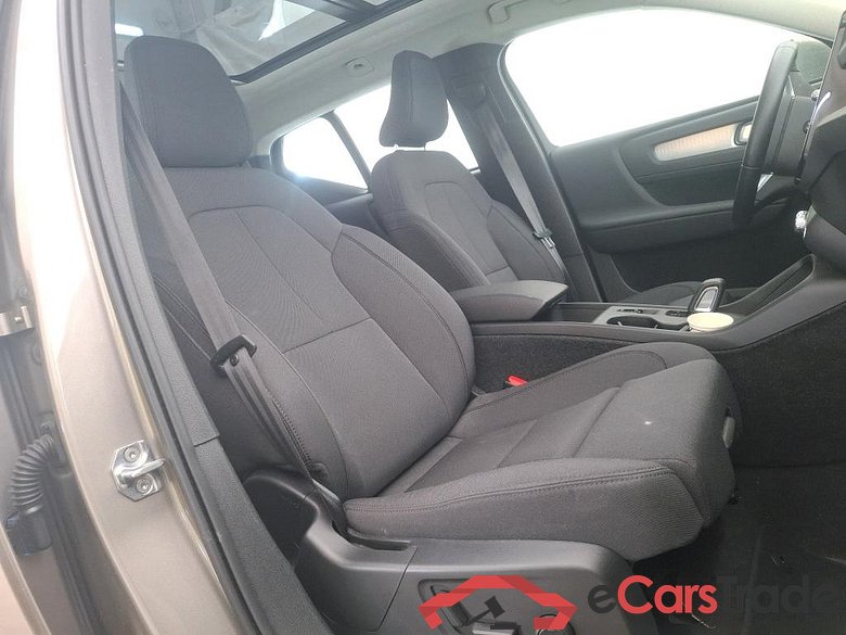 XC40 Momentum Plug-in Hybrid 2WD 1.5 #6