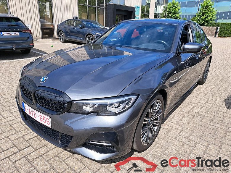 BMW 3 - 2019 320iA OPF