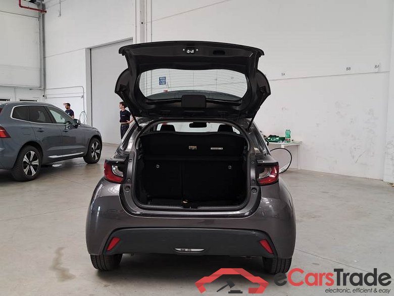 TOYOTA YARIS / 2020 / 5P / BERLINA HYBRID BUSINESS MY20 #5