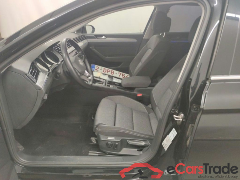 Volkswagen Passat Variant 2.0 TDI SCR 110kW DSG7 Style Business 5d #3
