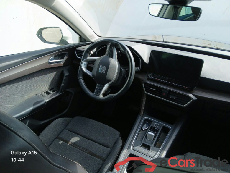 SEAT Nuevo León / 2020 / 5P / familiar SP 1.4 e-Hybrid DSG S&S Xcellence Go L #3