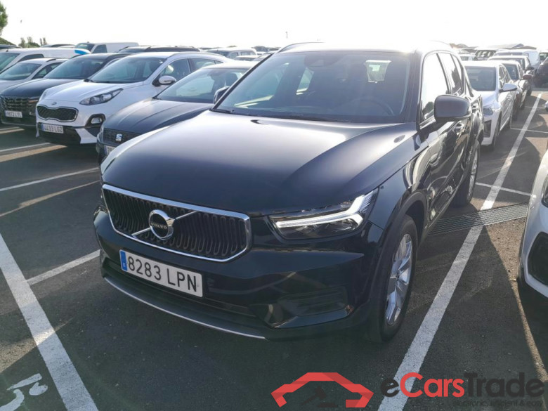 VOLVO XC40 / 2017 / 5P / todoterreno 1.5 T2 Momentum Auto #1