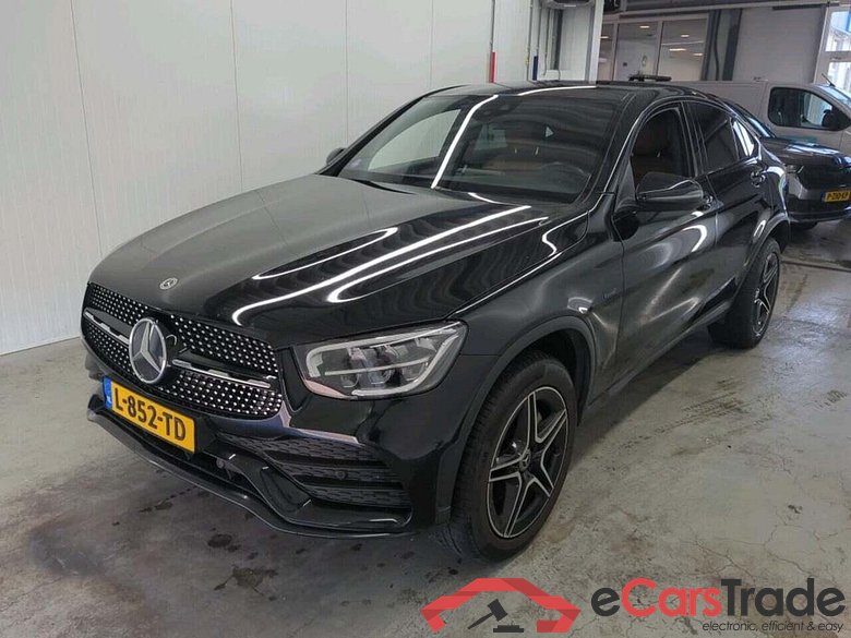 MERCEDES-BENZ GLC-Klasse Coupé 300de 4M Bns S. AMG