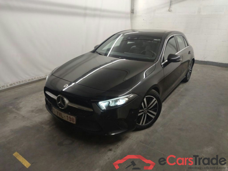Mercedes-Benz A-Klasse A 180 Business Solution Aut. 5d #1