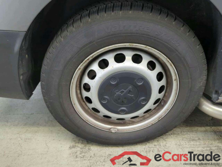 PEUGEOT Expert 2.0 BlueHDI Prem #6