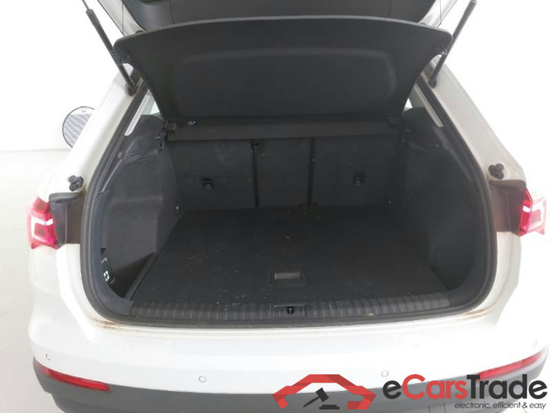 AUDI Q3 / 2018 / 5P / SUV 35 TDI S TRONIC BUSINESS #5