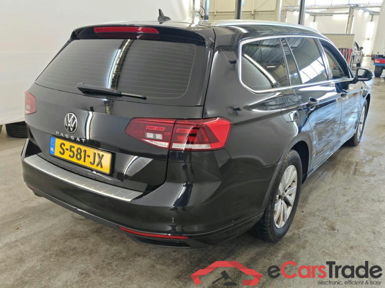 Volkswagen Passat Variant 2.0 TDI 110kW 7-DSG Business 5d #2