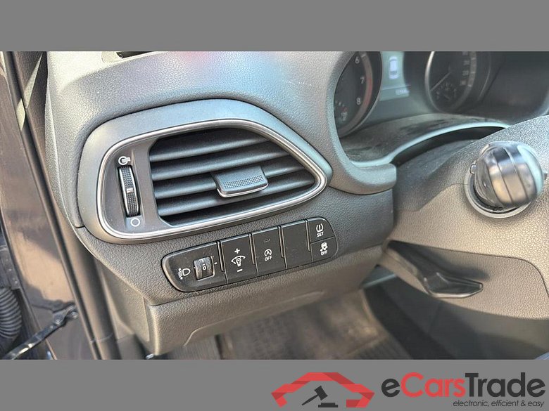 HYUNDAI i30 1.0 T-GDi Twist #6