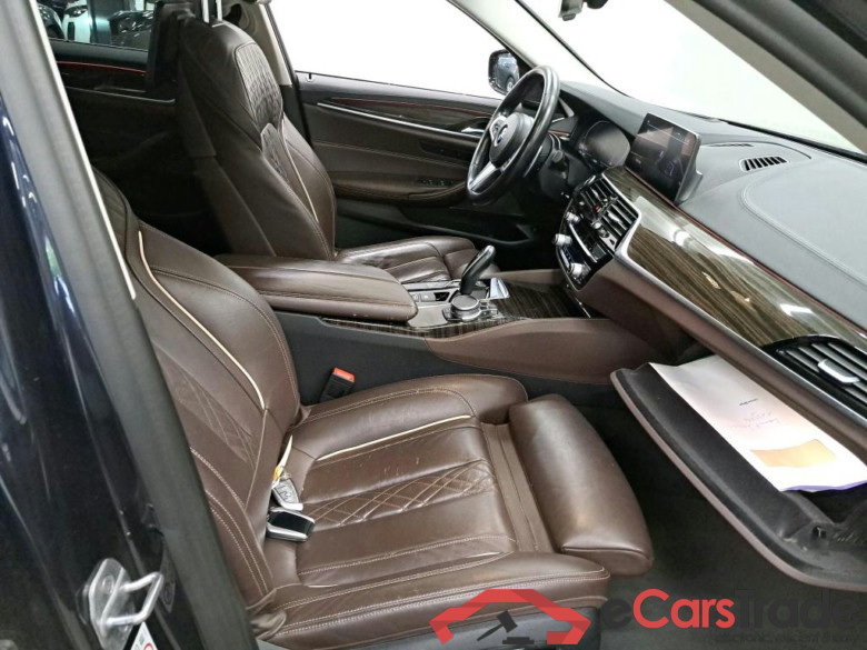 BMW - BMW 5 TOURING 520iA 184PK Luxury Line & Pack Business With Heated Front Comfort Mem Seats & Heated Rear Seats & Innovation & Comfort Plus Pack & Professional Rear Entertainment & Trailer Hook  *PETROL * #3