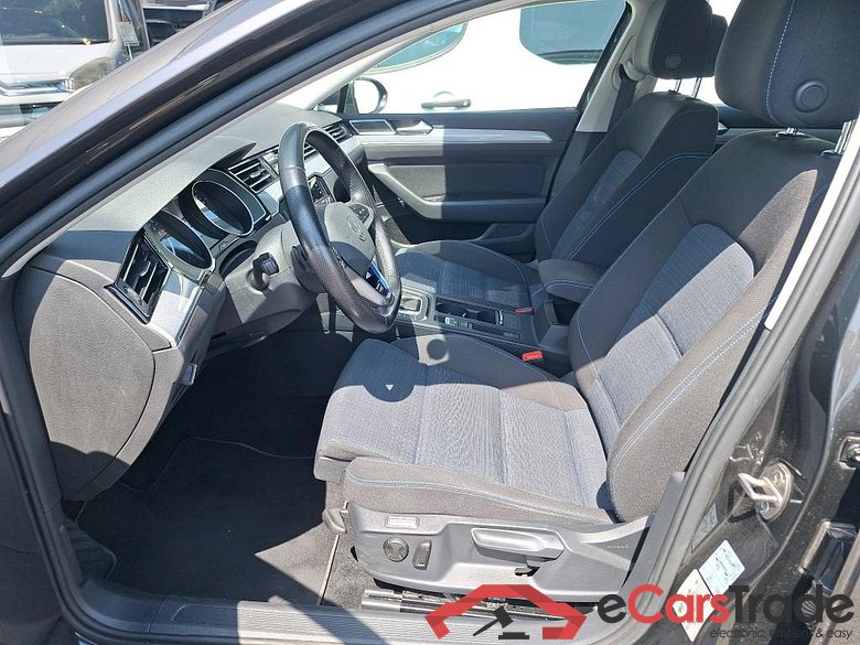 VOLKSWAGEN PASSAT VARIANT 1.4 TSI MSQ VARIANT GTE BUSINESS #5