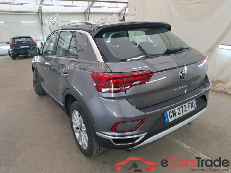 VOLKSWAGEN T-Roc / 2021 / 5P / SUV 1.5 TSI 150 EVO STYLE DSG7 #2
