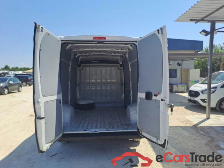 PEUGEOT BOXER / 2014 / 4P / FURGONE 333 L2H2 2.2 BLUEHDI 140CV SeS #5